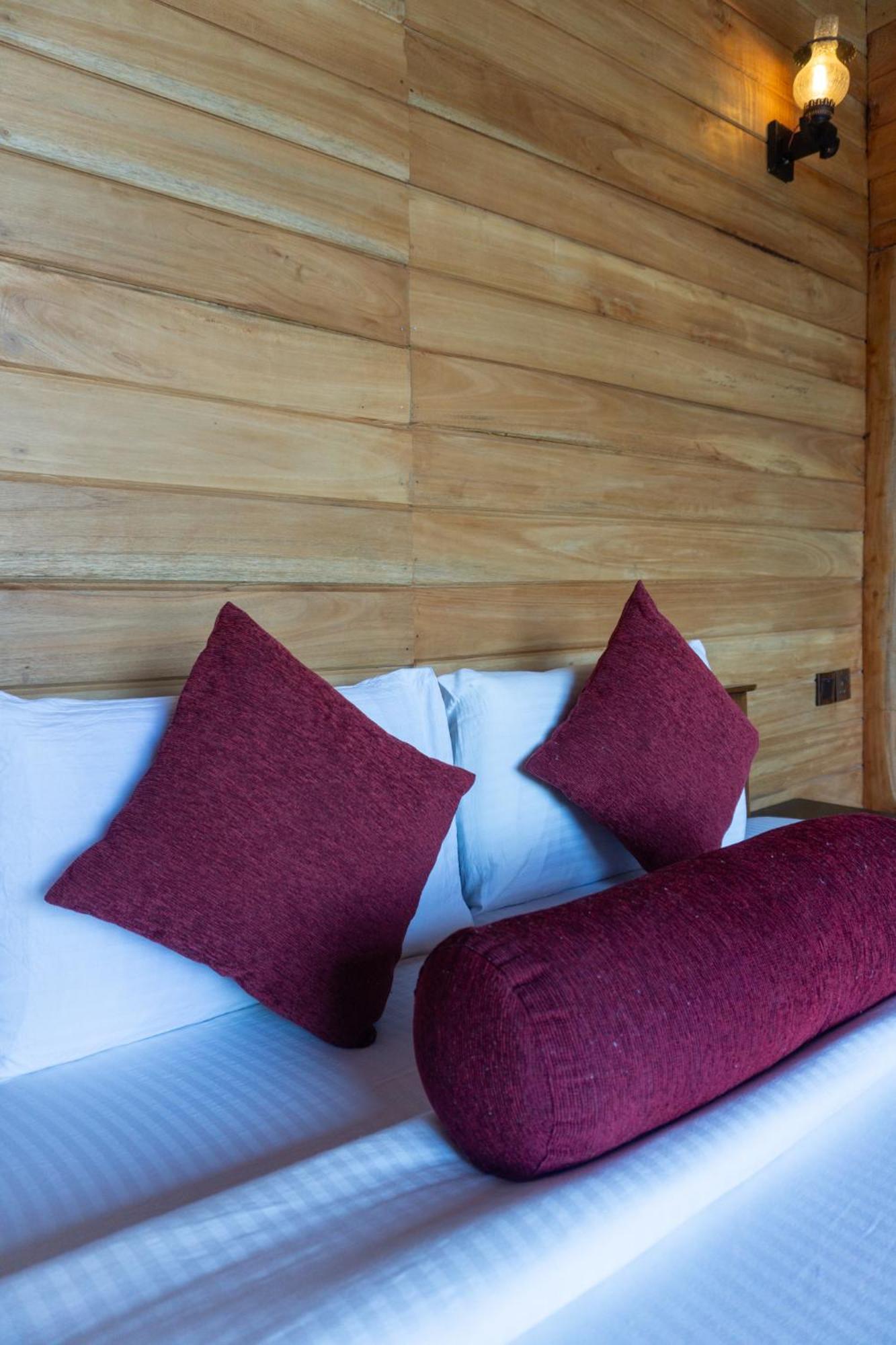 Refresh Inn Ella Extérieur photo