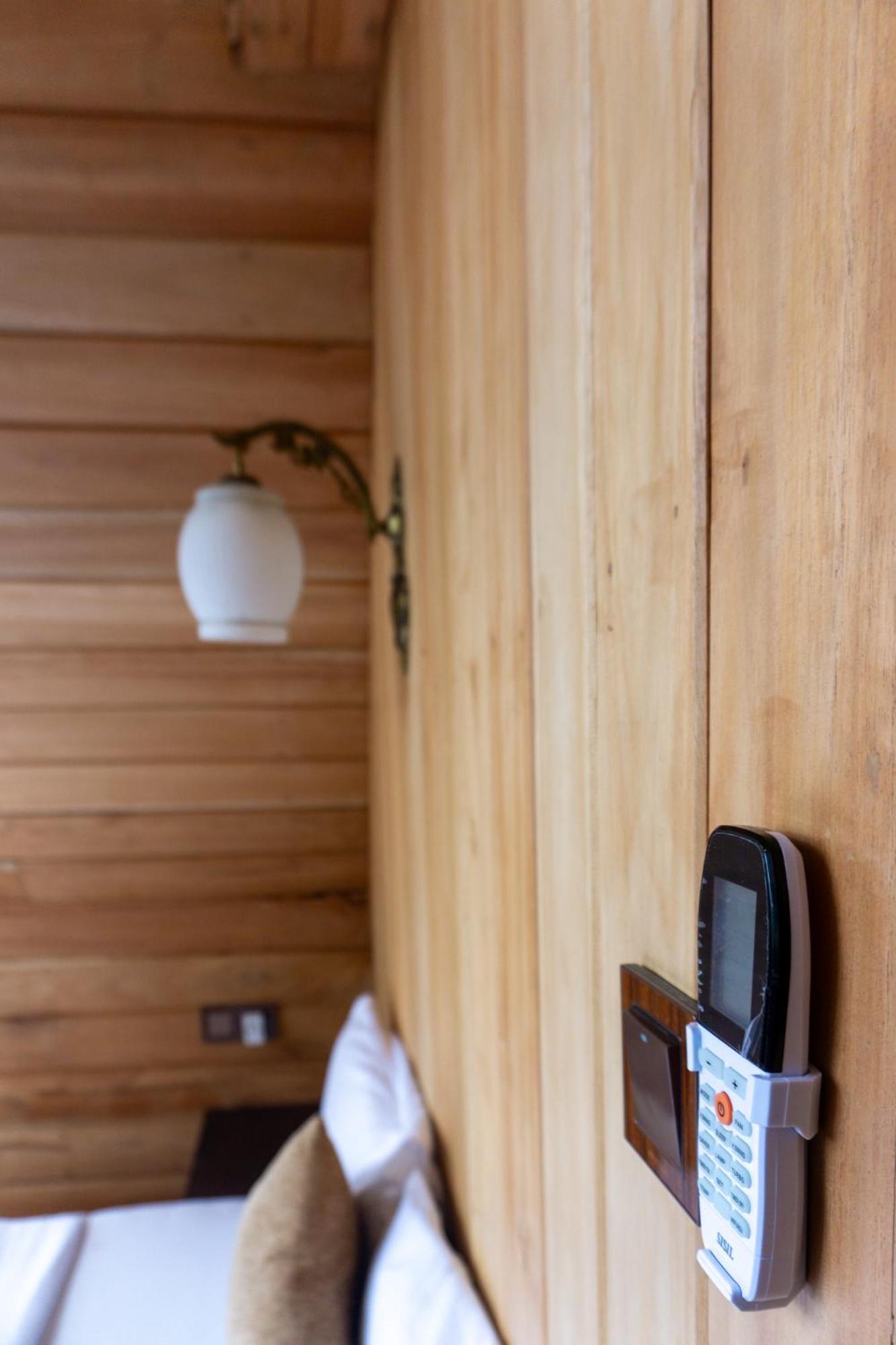Refresh Inn Ella Extérieur photo